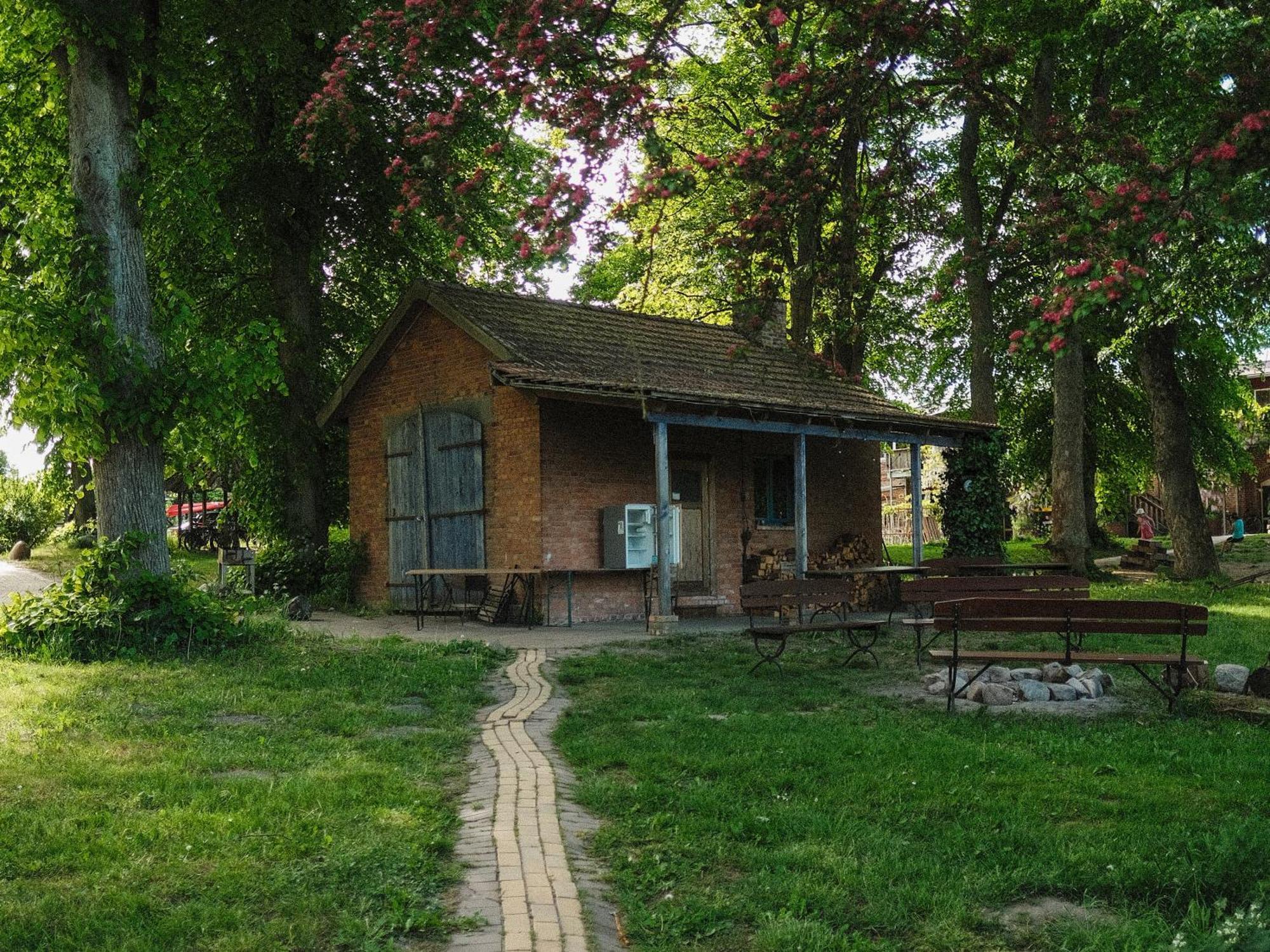 Biohof Medewege Villa Schwerin  Bagian luar foto